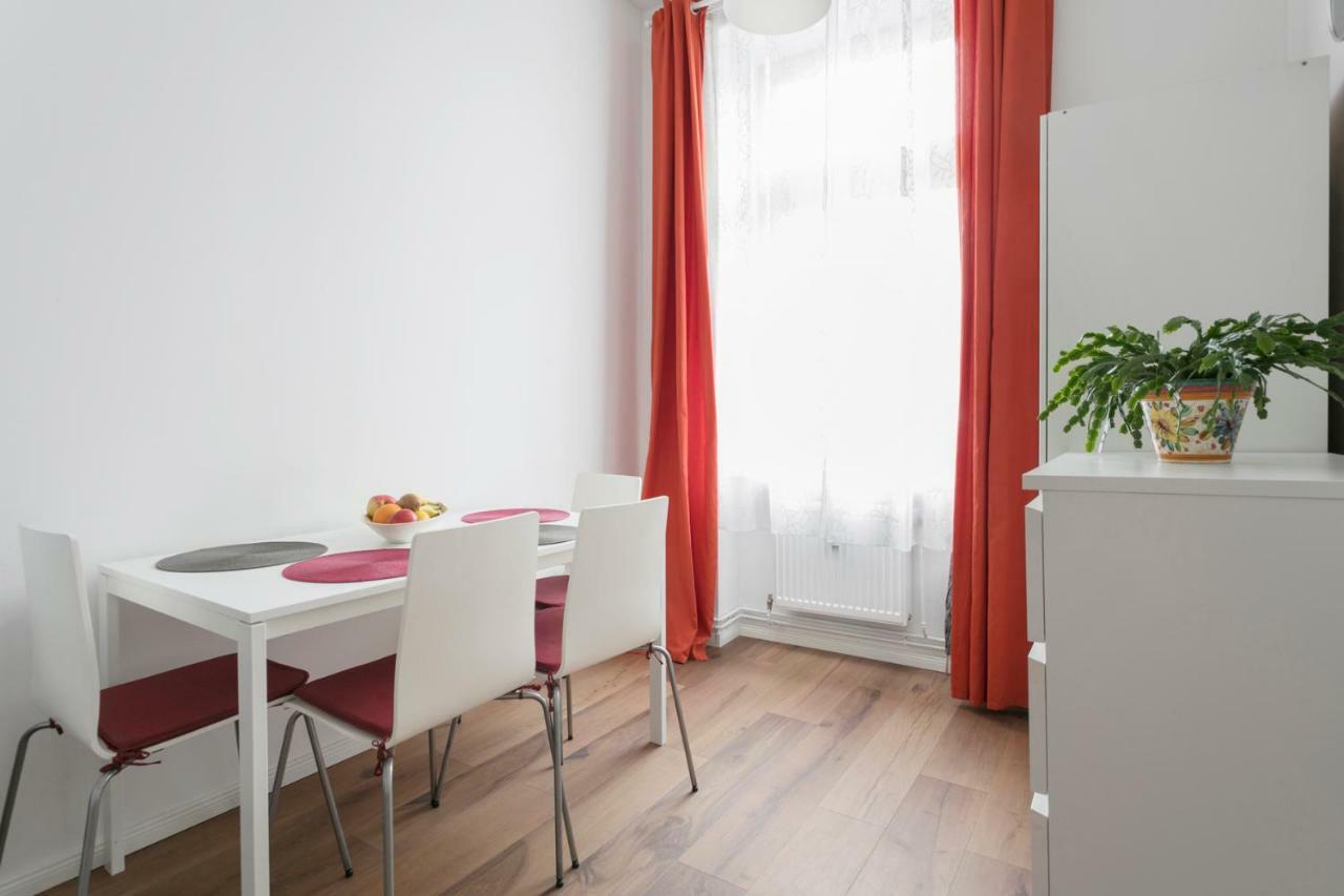 Family Studio Apartment For 4 Berlin Extérieur photo